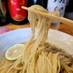 麺屋 さくら井 - 麺リフト　特製昆布水つけ麺　醤油