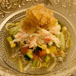 銀座 小十 - ・紫蘇素麺と毛蟹、夏野菜、素麺つゆの
      　シャーベット添え