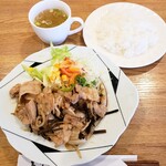 Karibu - 豚肉の生姜焼ランチ　750円