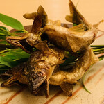 銀座 小十 - ・鮎の炭火焼き 