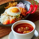  スリランカカレー ～賄いから生まれた本格カレー～