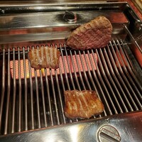 お肉屋 けいすけ 三男坊 - 