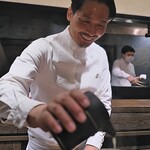 アカ - この日の東さんは、とっても楽しげでした♫