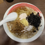 Niboshi Chuukasoba Yamagataya - 背脂生姜醤油ラーメン大盛 1,050円