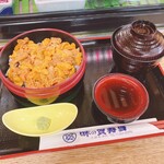 賀寿当 - ウニ丼