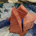 焼肉 拍手喝采 - 仙台牛のシャトーブリアン