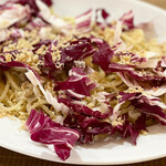 タベルナ・バルボーネ - ホタテとラディッキオのアーリオオーリオ