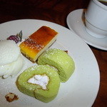 狭山カレー工房 りとるほっと。 - サービスでデザート盛り合わせを(^^)