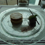 セリーズ by ゴードン・ラムゼイ - デザート：バナナのミルフィーユ　パルフェとキャラメリゼ　ビターチョコレート