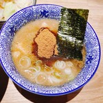 麺や兼虎 博多デイトス店 - 