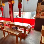 焼肉食堂 太陽 - 店内