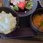 Shokudou Karasu - ご飯とお味噌汁