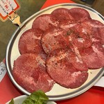 Taishuu Kiriotoshi Yakiniku Sakaba Hanemon Ya - 