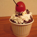 Sweet Season ririo - さくらんぼケーキ378円