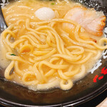 Yokohama Iekei Ramen Yuurakuya - ラーメン(醤油)