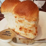 Roiyaru Hosuto - セットのパン