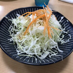 Matsuya - やきめしについてくるサラダ