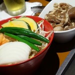 松尾ジンギスカン - 野菜、ラム