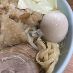 Ramen Yamaya Honten - ゴロゴロって感じですね。