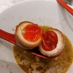 みなとや - 〆はこの味玉、少し塩味が強かったかな(・・;)