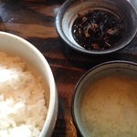 Shunsaiwabousatou - 定食のご飯・味噌汁・小鉢