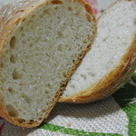 ベッカライ　ヤキチ - ドイツクッペ断面・日本人向けにアレンジされた食べ易く美味しいドイツパン