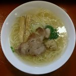 麺創 なな家 - 鶏そば あっさり塩味（750円）