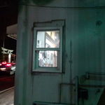 13湯麺 - 元山駅からだとこの灯りが目印