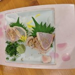 Bikutori Honten - 鶏たたき ¥560