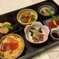 Japanese & Modern Chinese 嵐山 - 松花堂弁当3500円 Japanese & Modern Chinese 嵐山 - 松花堂弁当3500円