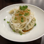 創作麺工房 鳴龍 - 水餃子　300円