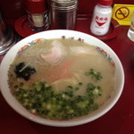 東洋軒 - 照明とピントが悪く、旨そうに見えないのが残念。