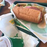 SUBWAY - BLT 有料たまご1スクープ
                        レタス ピーマン、塩胡椒とマヨネーズ
                        パンはウィート
                        ポテトは ハーブソルト
                        ドリンクは アイスティ アイスカフェラテ ジンジャーエールのうちのどれか