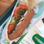 SUBWAY - エビアボカド
      オニオン抜き ハラペーニョ
      ドレッシングは わさび醤油
      パンはウィート