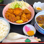 Yamasou - 噂の唐揚げ定食　¥950
                        腹パン確定です