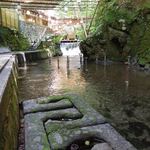 伝兵衛 - 川床の川上側