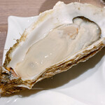 銀座で生牡蠣が美味しい専門店 牡蠣Bar - 