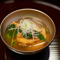 よし町 - 2022.6 お椀（ホウボウ、椎茸、つるむらさき、人参、白髪葱）