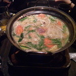 新宿漁協組合 - まずは味噌鍋！