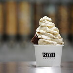 KITH TREATS - The fiegster (￥800)