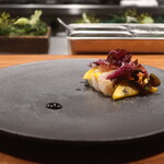 IZA - 赤海老とアップルマンゴー 梅塩仕立て