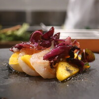 IZA - 赤海老とアップルマンゴー 梅塩仕立てアップ