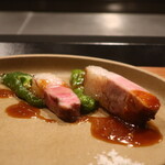 IZA - イノブタのソテー シェリービネガーソースアップ