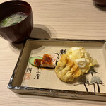 Restaurant 由 - 