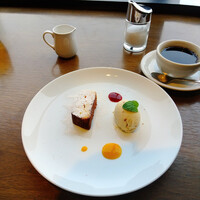 IL PINOLO SKY TERRACE 横浜 - 