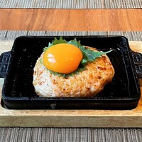九州の旬 博多廊 大阪店 - 鶏つくね鉄板焼き（780円）