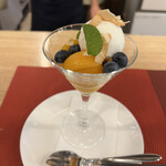 BISTROT REGAL - 枇杷のコンポートとココナッツソルベ