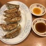 沼津・湯河原温泉 万葉の湯 - セットの餃子