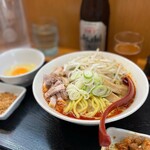 味噌麺処 花道庵 - フライドガーリックと生卵をチョイス