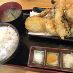 Tempura Hiroba Shokudou - 食道定食 メイン